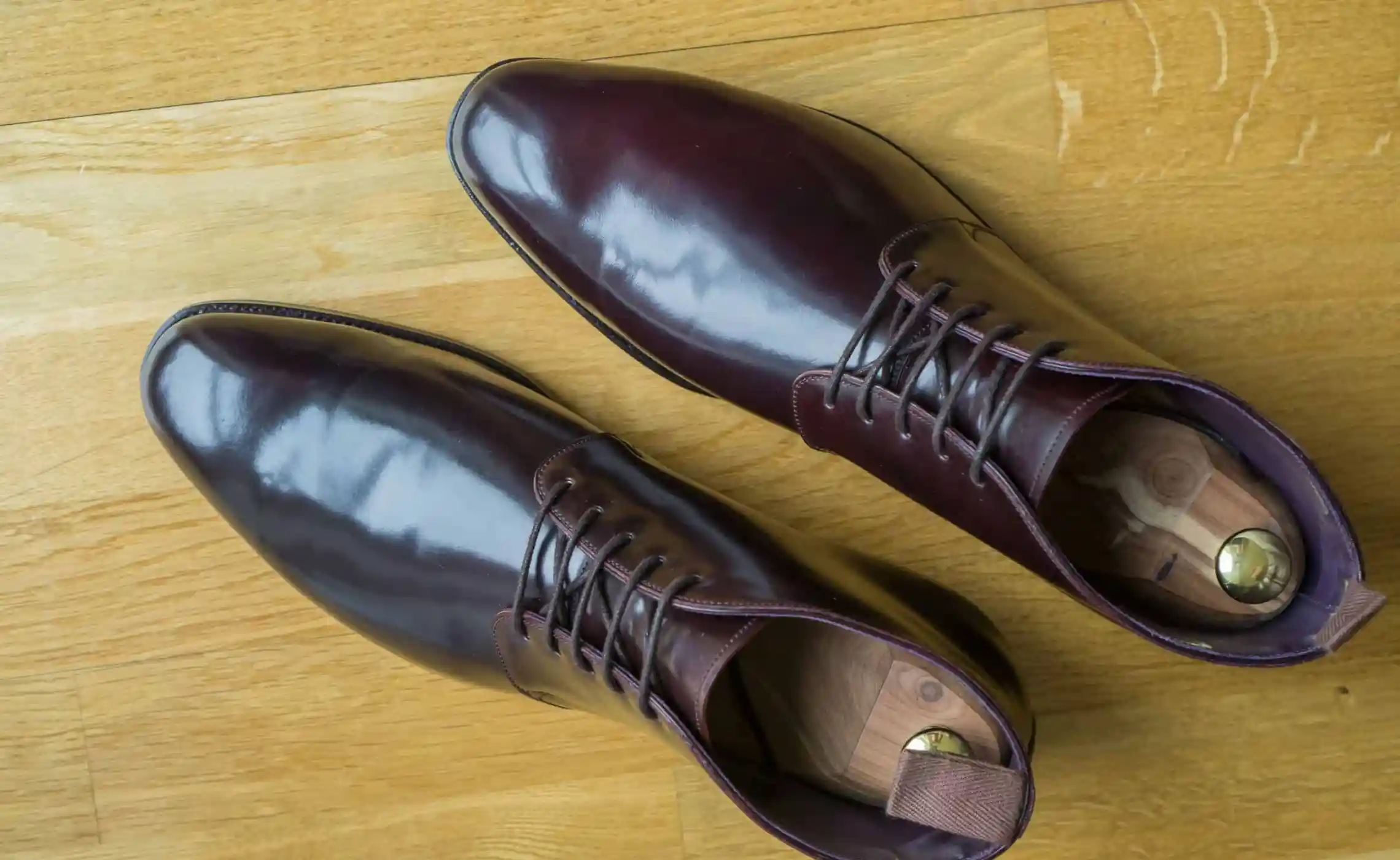 Shell Cordovan Leather: White Shoe Style & Care Guide